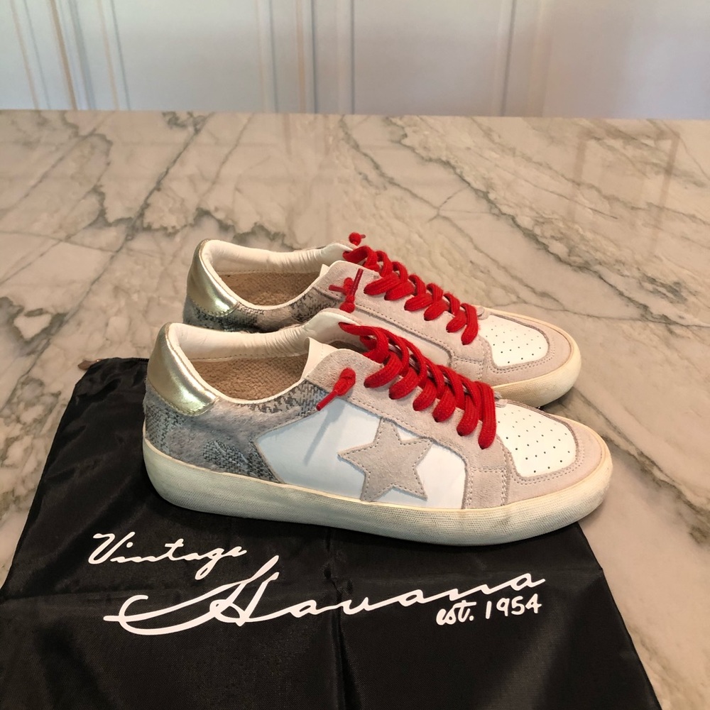 Vintage Havana women’s sneaker.  Size 8.5